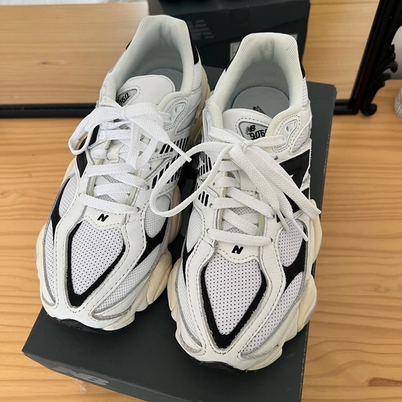 New Balance Shoes - New balance 9060